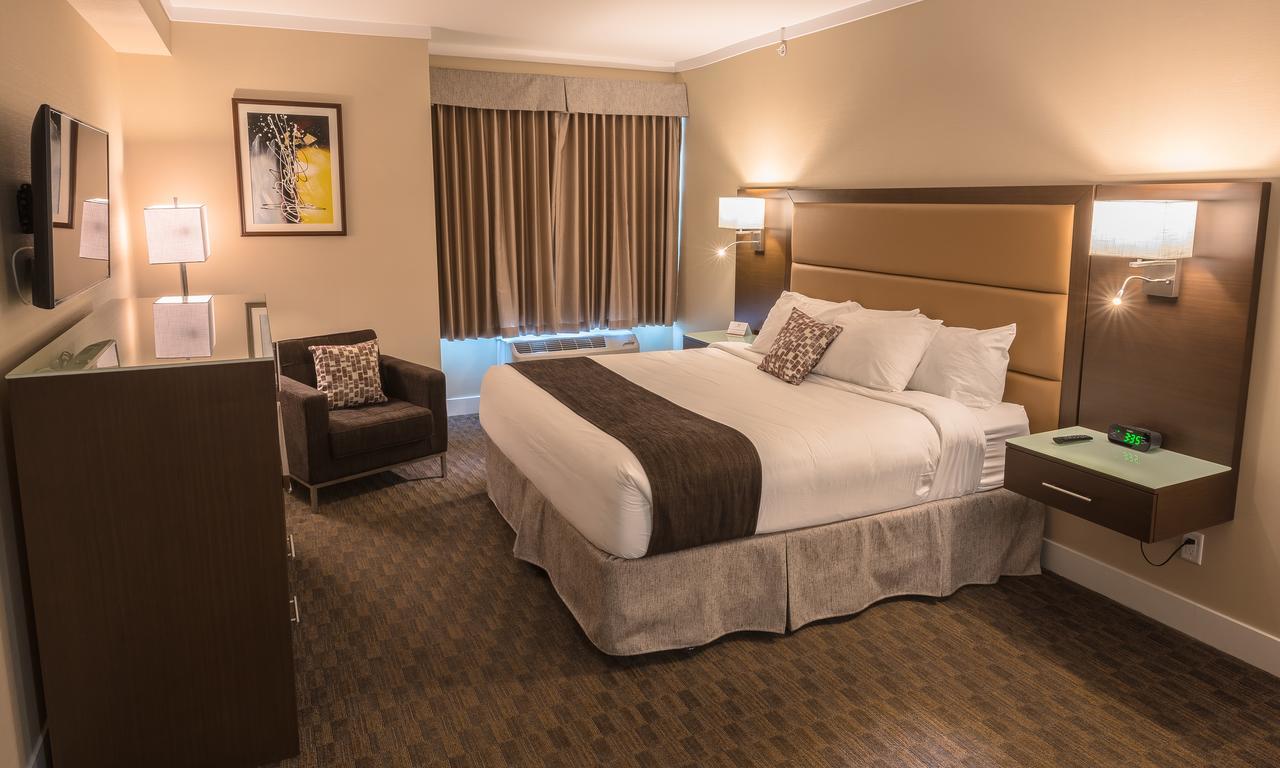 Mstar Hotel Kitimat Kültér fotó